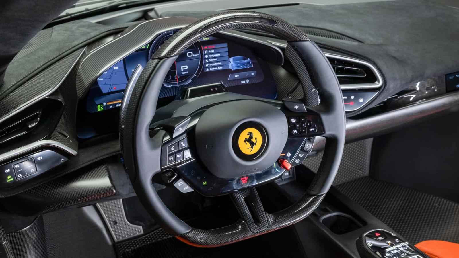 Η Ferrari 296 Speciale είναι ελαφριά, γρήγορη και πράσινη! 